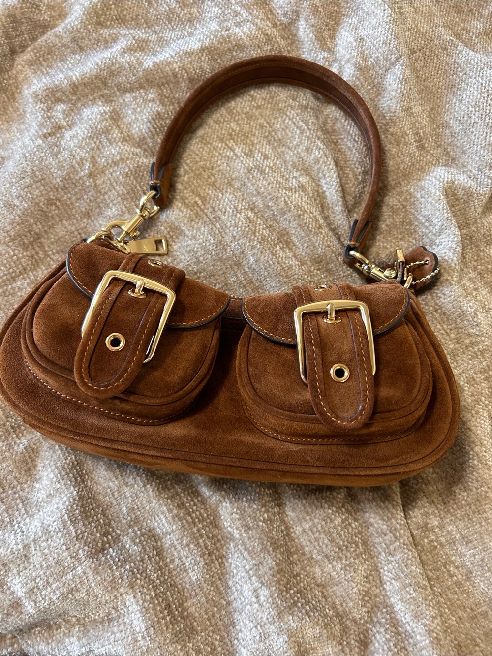 Coach Ashton Shoulder Bag in Gold/Warm Brown